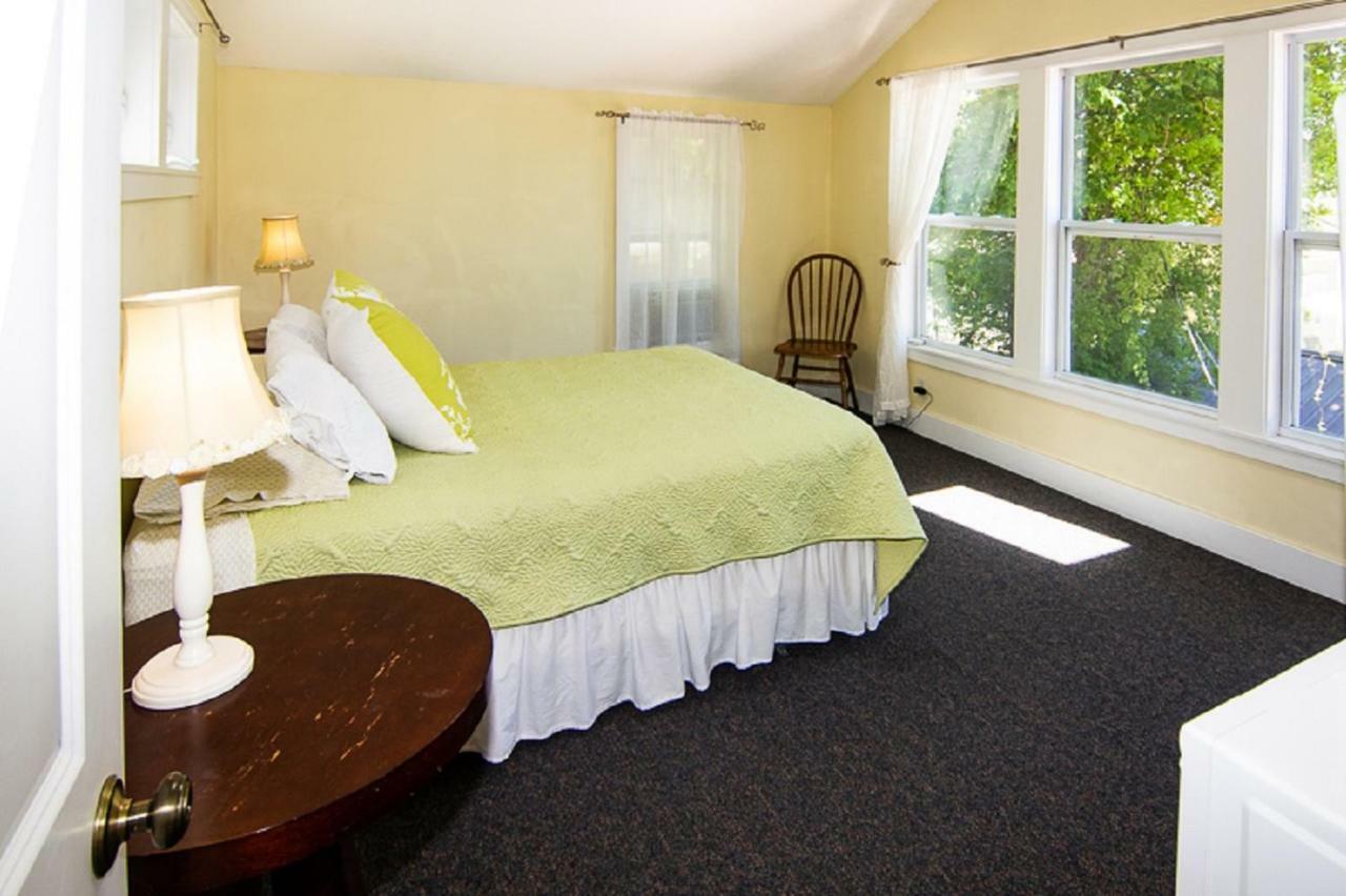 Serendipity Resort グランド・ヘイブン エクステリア 写真